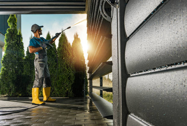 Best Parking Lot and Garage Cleaning  in Port Ewen, NY